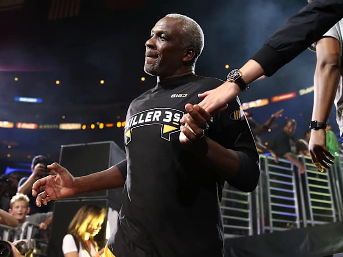 charles_oakley_embed_.jpg